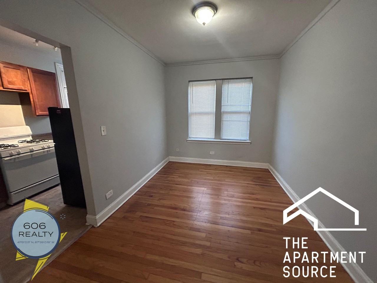 7342 N Damen Ave #3 - Photo 5 of 11