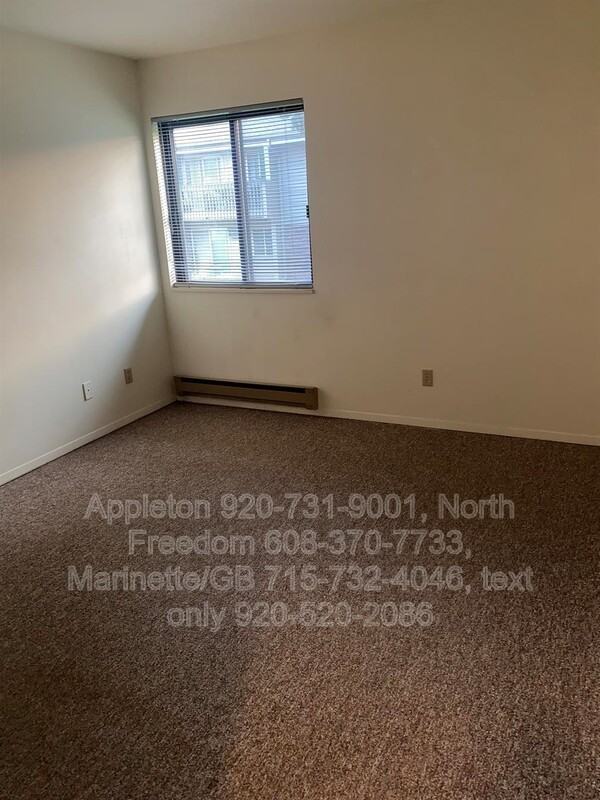 1111 12th St #3 - Photo 3 of 8