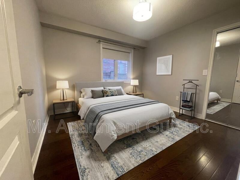 5422 Oscar Peterson Blvd - Photo 3 of 18