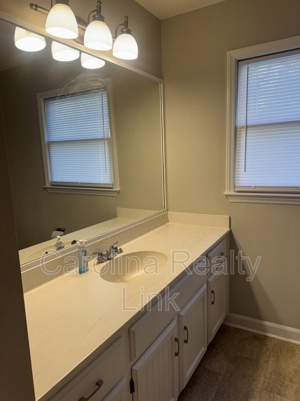 Leaves Ln #2 - Photo 3 of 12