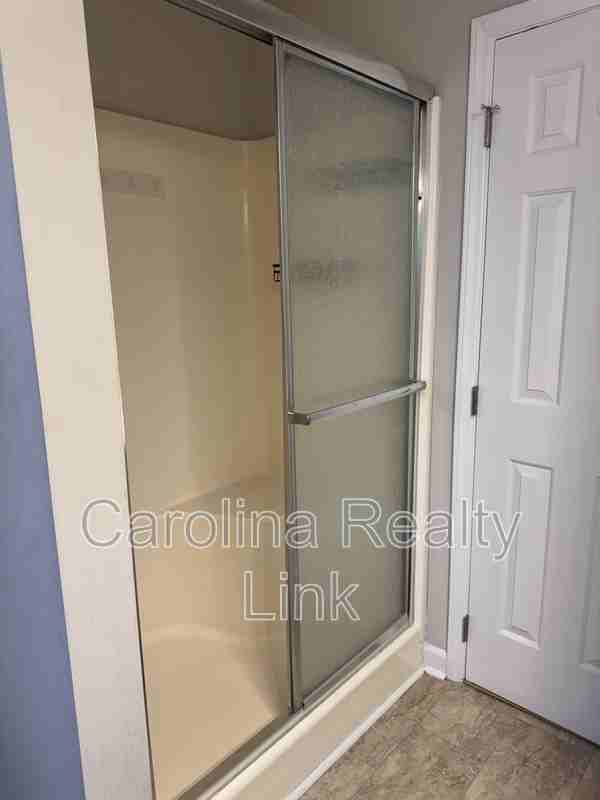 Leaves Ln #2 - Photo 4 of 12