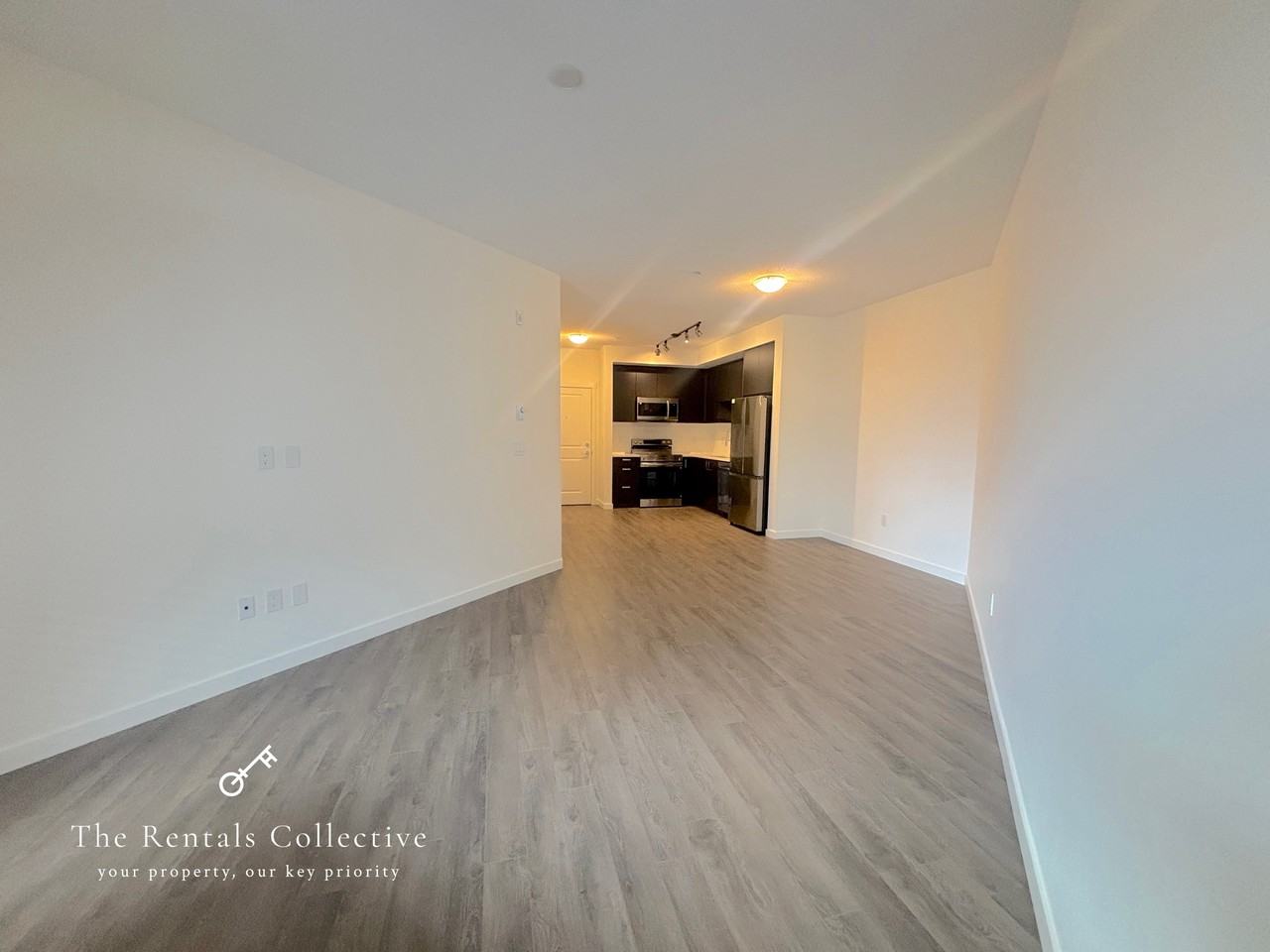 15733 85 Avenue - Photo 5 of 22