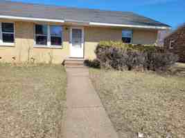 featured image of 3204 Runway Ave