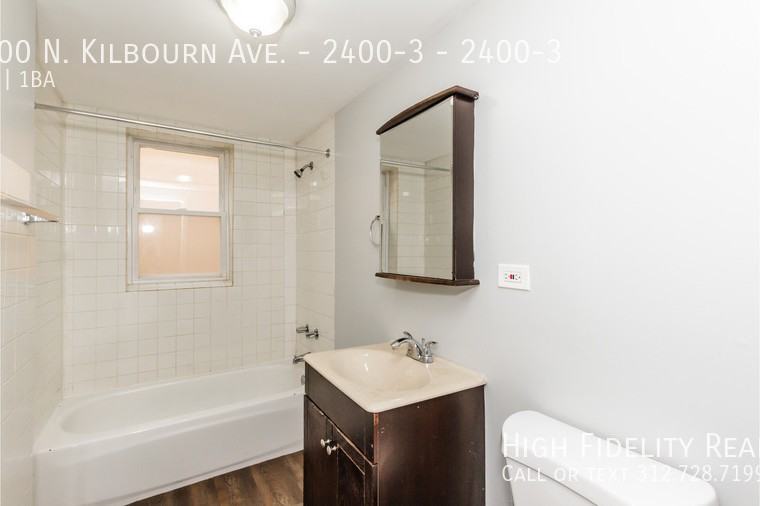 2400 N Kilbourn Ave #2400-3 - Photo 3 of 10