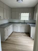 featured image of 2823 Lee St