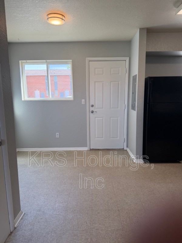 4203A Orcutt Ave - Photo 2 of 8