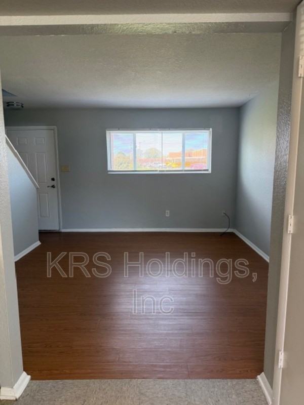 4203A Orcutt Ave - Photo 4 of 8