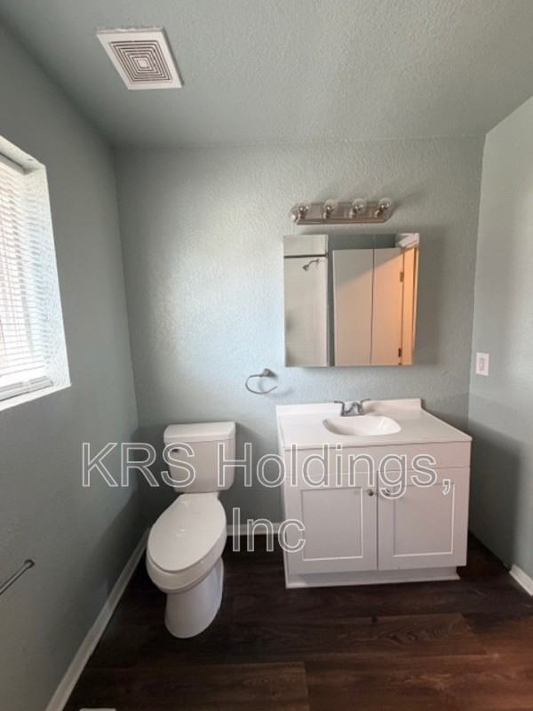 4203A Orcutt Ave - Photo 5 of 8