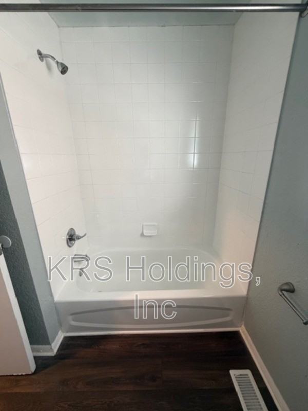 4203A Orcutt Ave - Photo 6 of 8