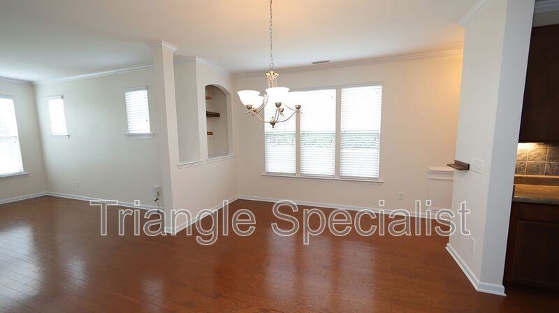 2951 Casona Way - Photo 4 of 19