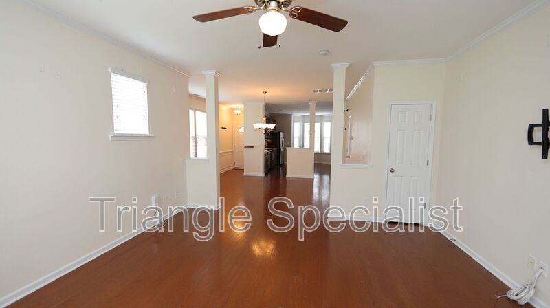 2951 Casona Way - Photo 5 of 19