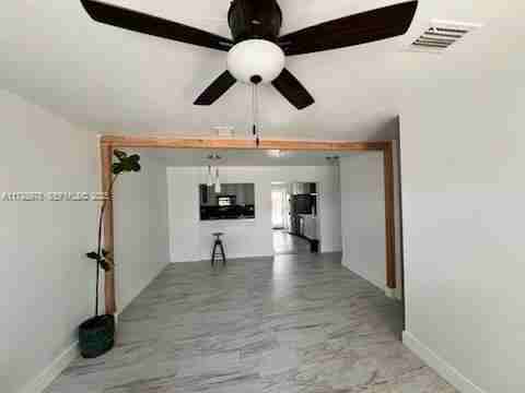 7415 Southwest 31st Street - Photo 6 of 10