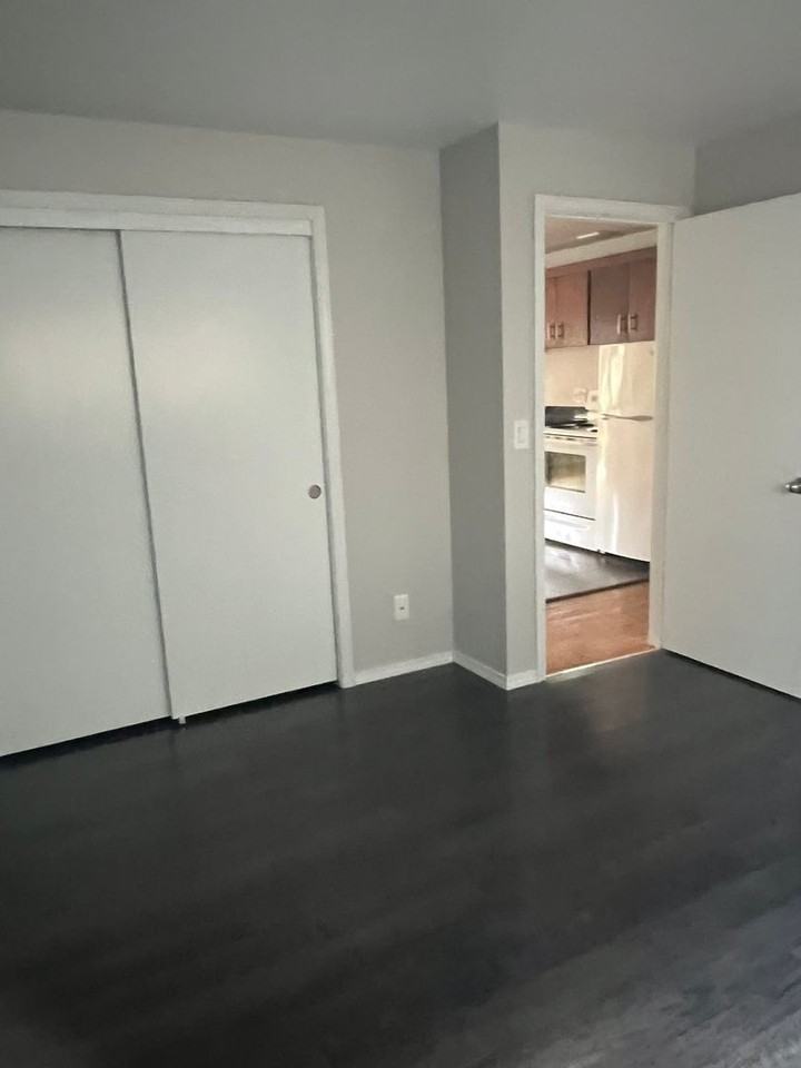 The Thunderbird Apartments - Photo 5 of 12