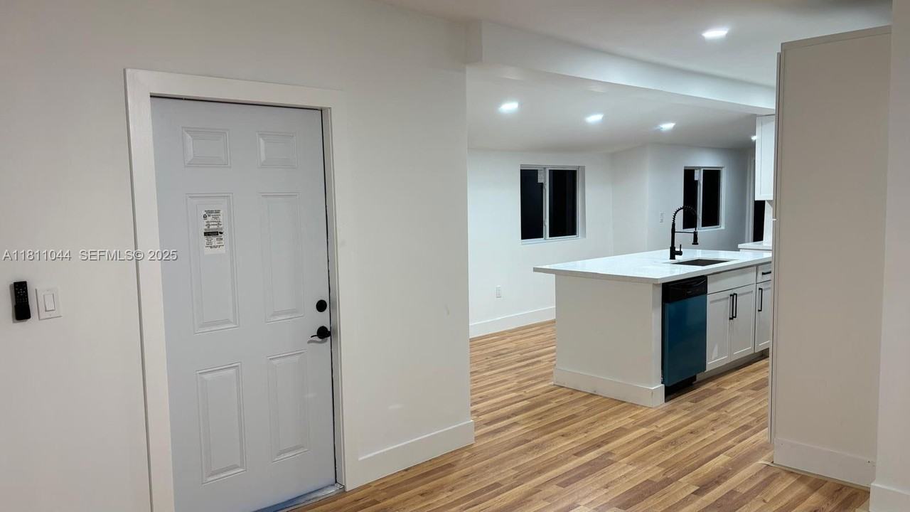 4147 Northwest 23rd Court #4147 - Photo 7 of 8