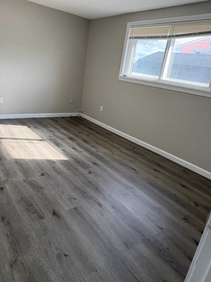 35 Roughan St #2 - Photo 3 of 3