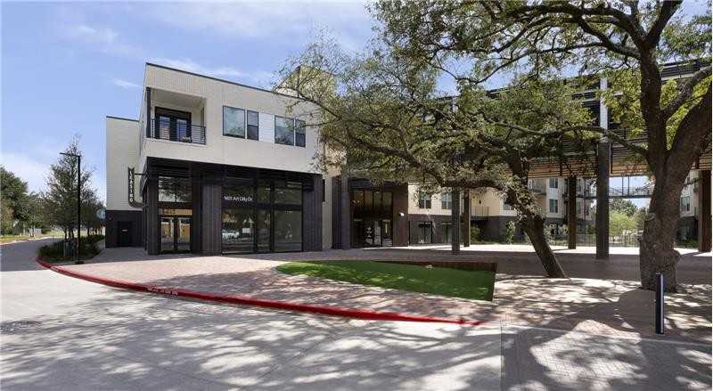 30 Comal St #B7-52