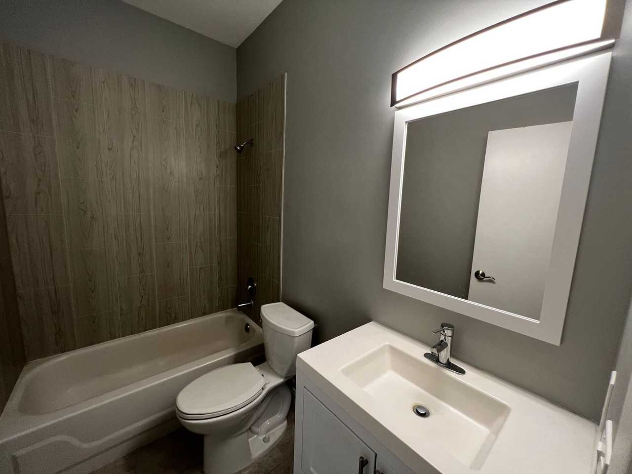 629 Clara Ave - Photo 4 of 6