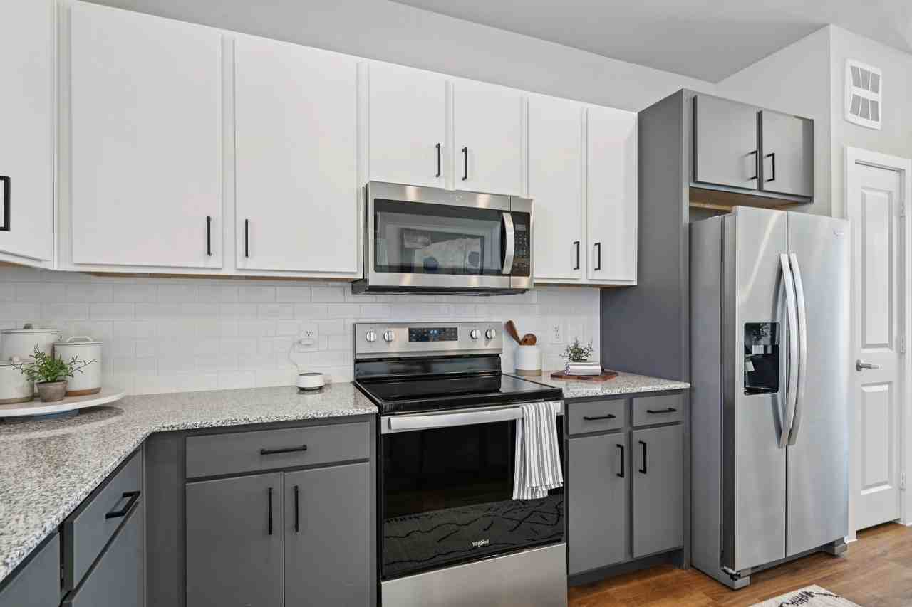 McPherson Blvd & Vista Grande Blvd #5306 - Photo 3 of 34