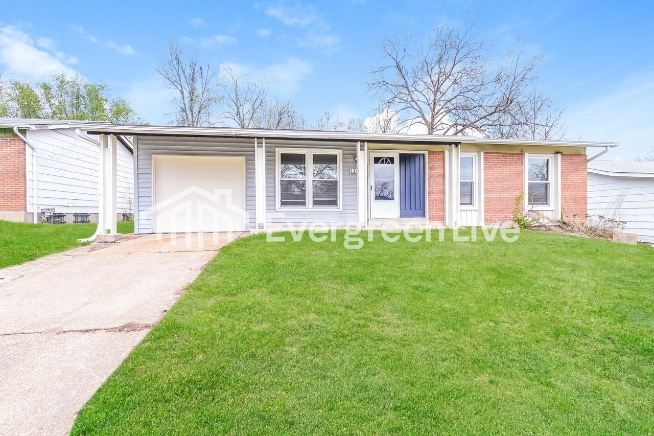 11494 Altozano Ln - Photo 2 of 15