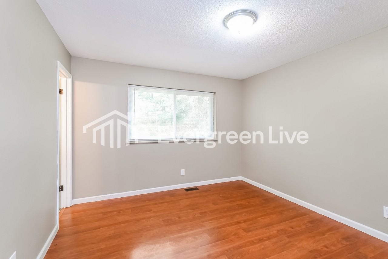 11494 Altozano Ln - Photo 7 of 15