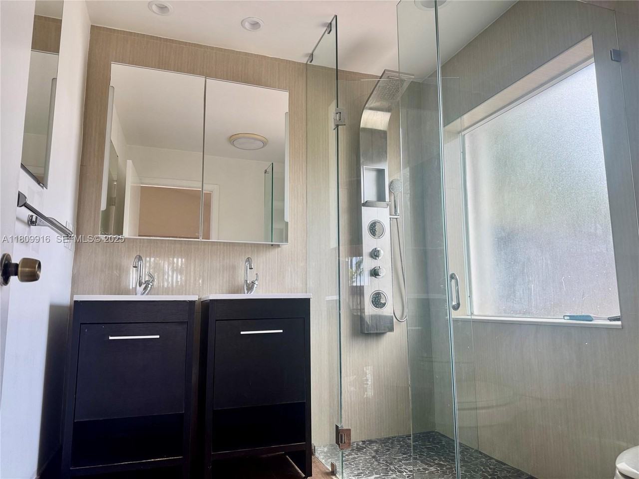 18645 Northwest 54th Court #0 - Photo 5 of 8