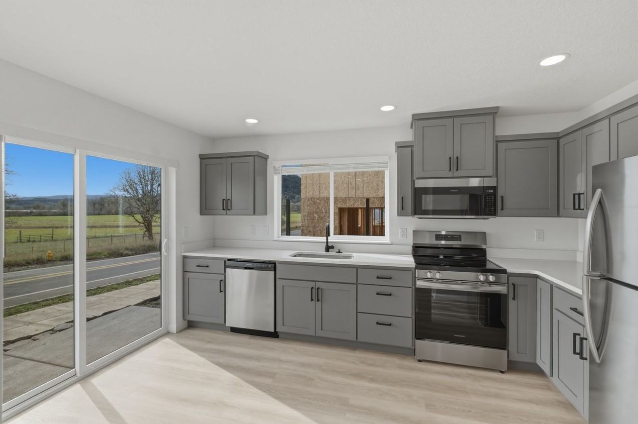 539-06 Leonard - Photo 4 of 41