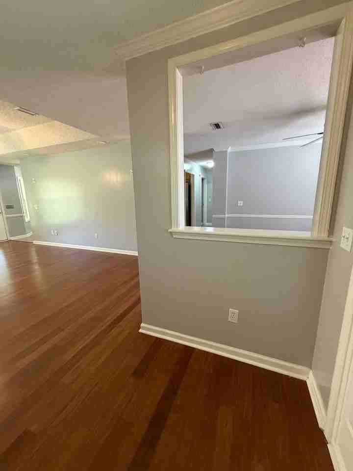 114 Sioux St - Photo 3 of 19