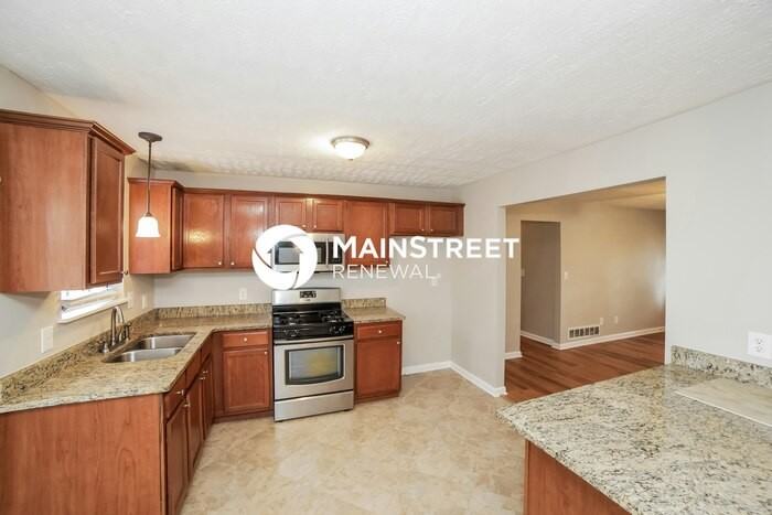 4852 W Ridge Dr - Photo 7 of 17