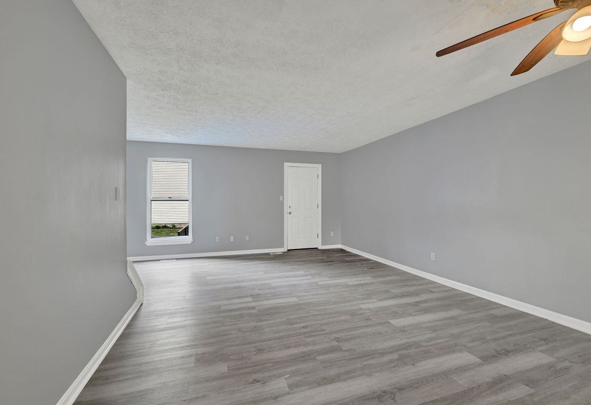 504 Park Manor Cir - Photo 5 of 18