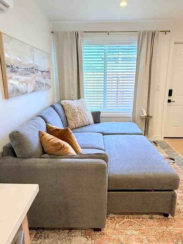 9966 Pacific Ave - Photo 6 of 23