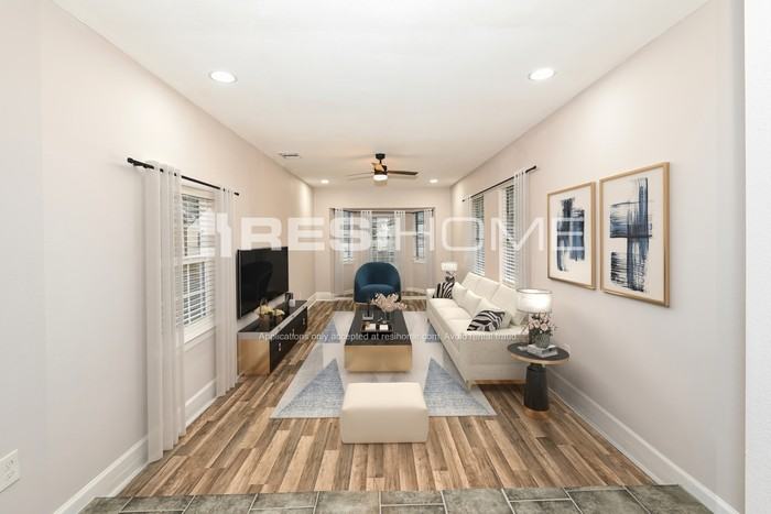 9920 Bluffcreek Dr - Photo 6 of 19