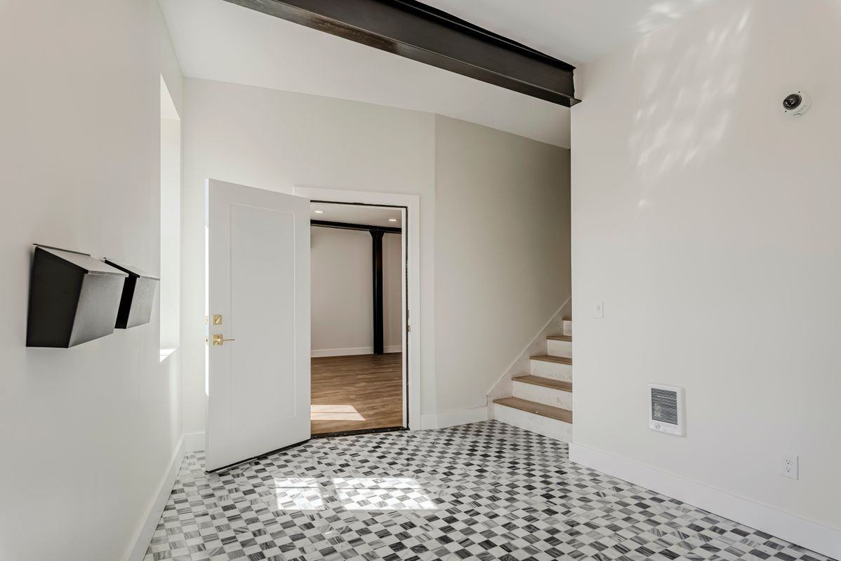 106 Hotel St ##1 - Photo 2 of 17