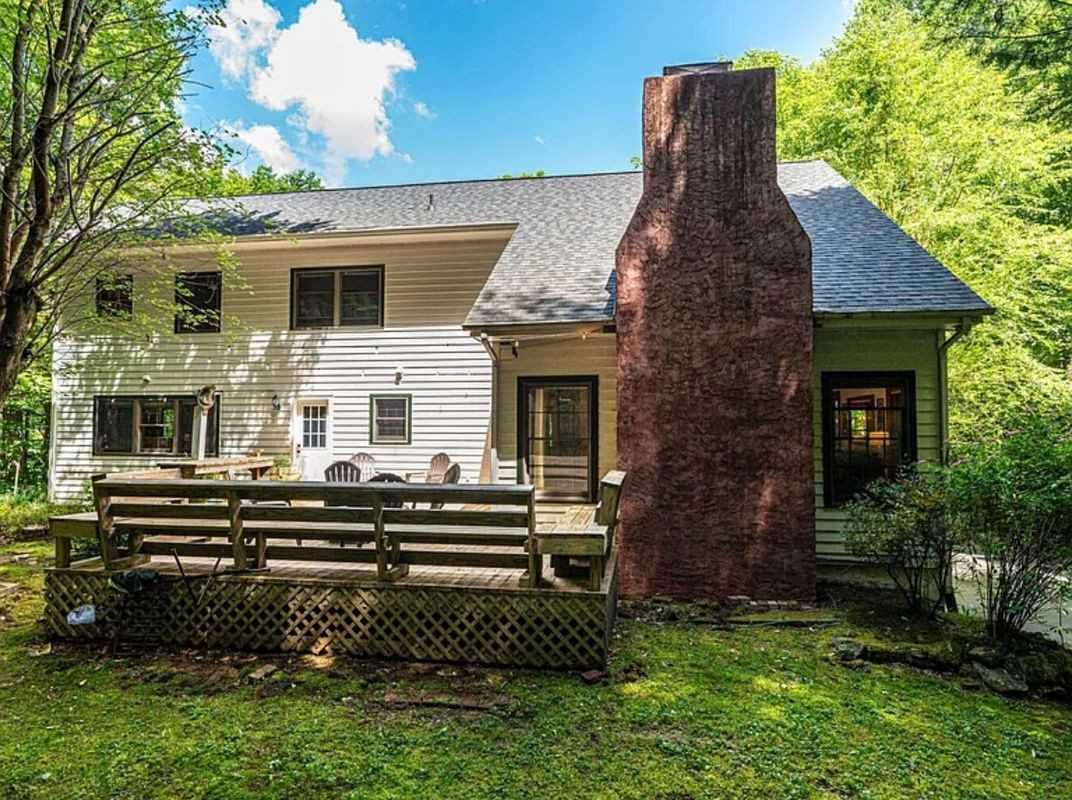 159 Creekstone Dr - Photo 2 of 24