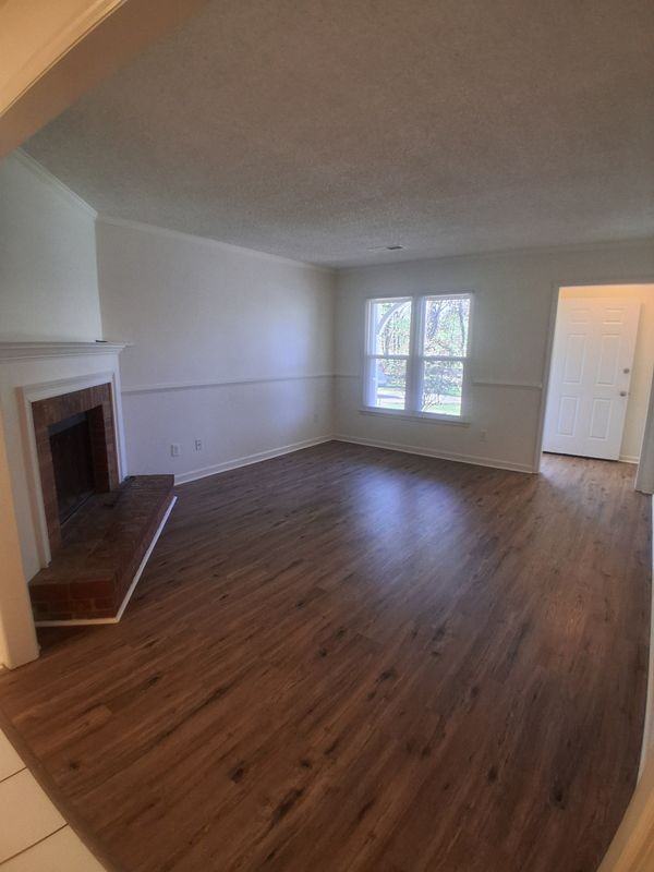 4067 Coopers Hill Dr Se