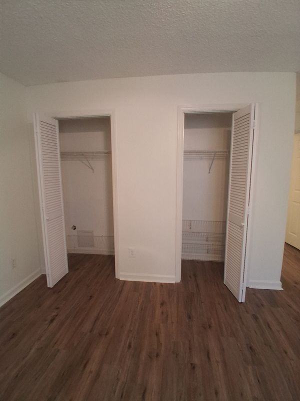 4067 Coopers Hill Dr Se - Photo 4 of 11