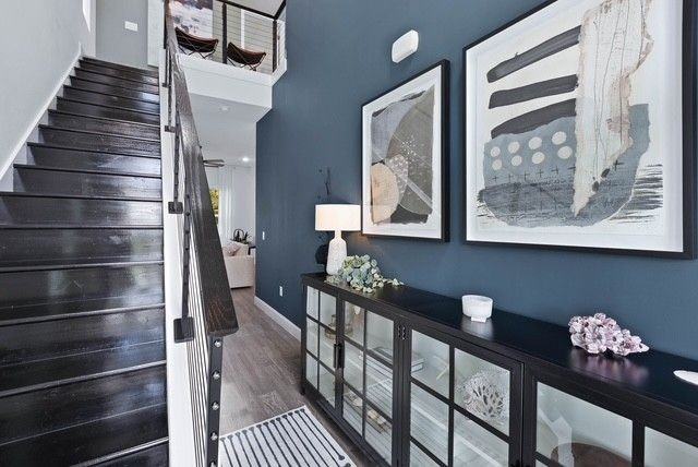 5631 Heckscher Dr - Photo 4 of 50