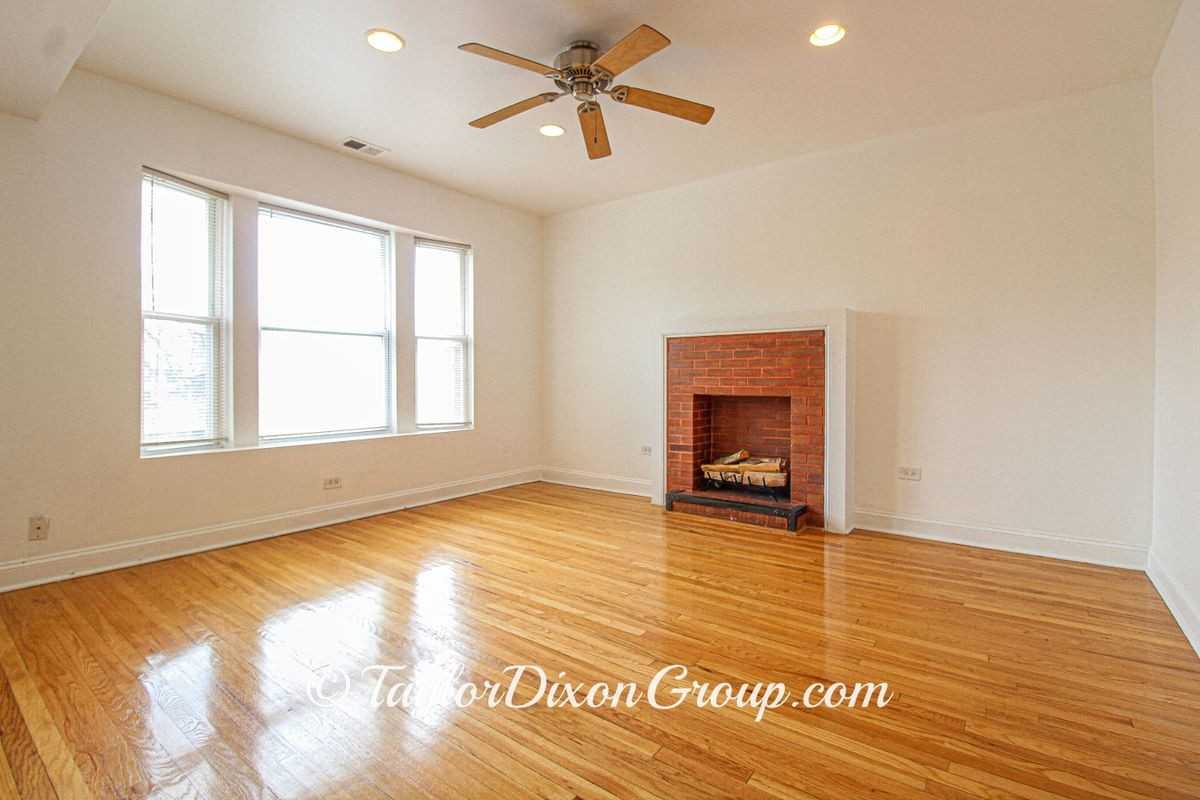 2016 E 68th St - Photo 3 of 31