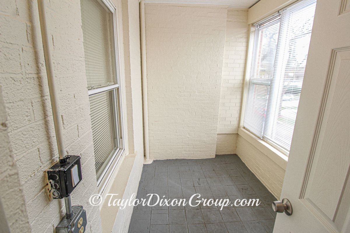 2016 E 68th St - Photo 6 of 31