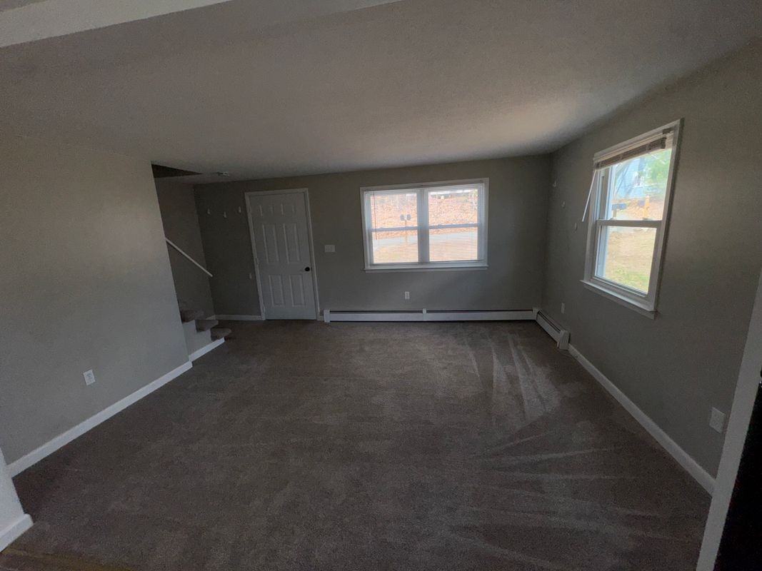 45 N Lake Ave - Photo 4 of 8