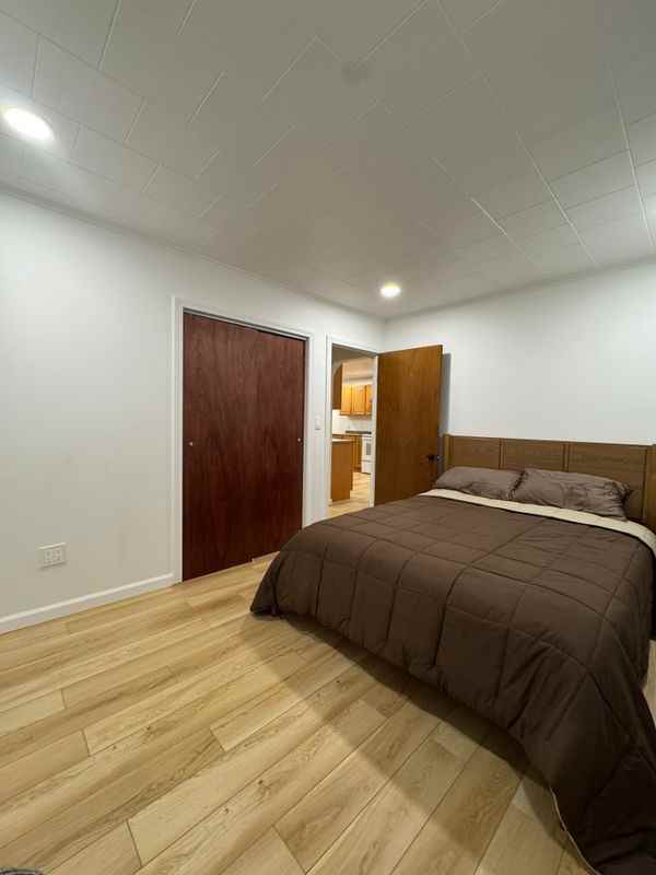 664 Chicopee St - Photo 7 of 19