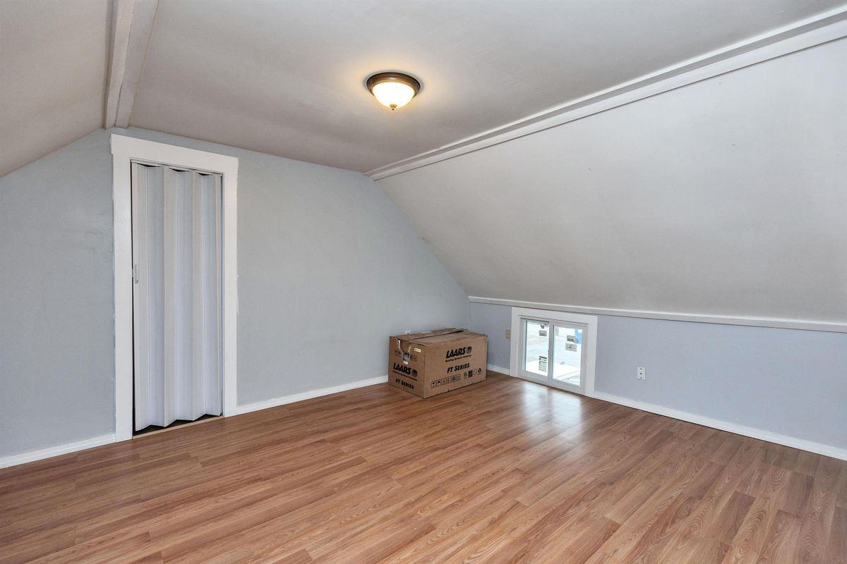 27 School St ##D - Photo 5 of 28