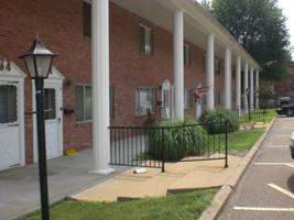 featured image of 401 Tracy Ln #5