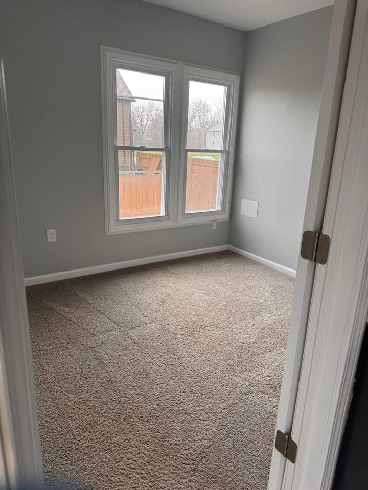 5342 Cooper St - Photo 6 of 12