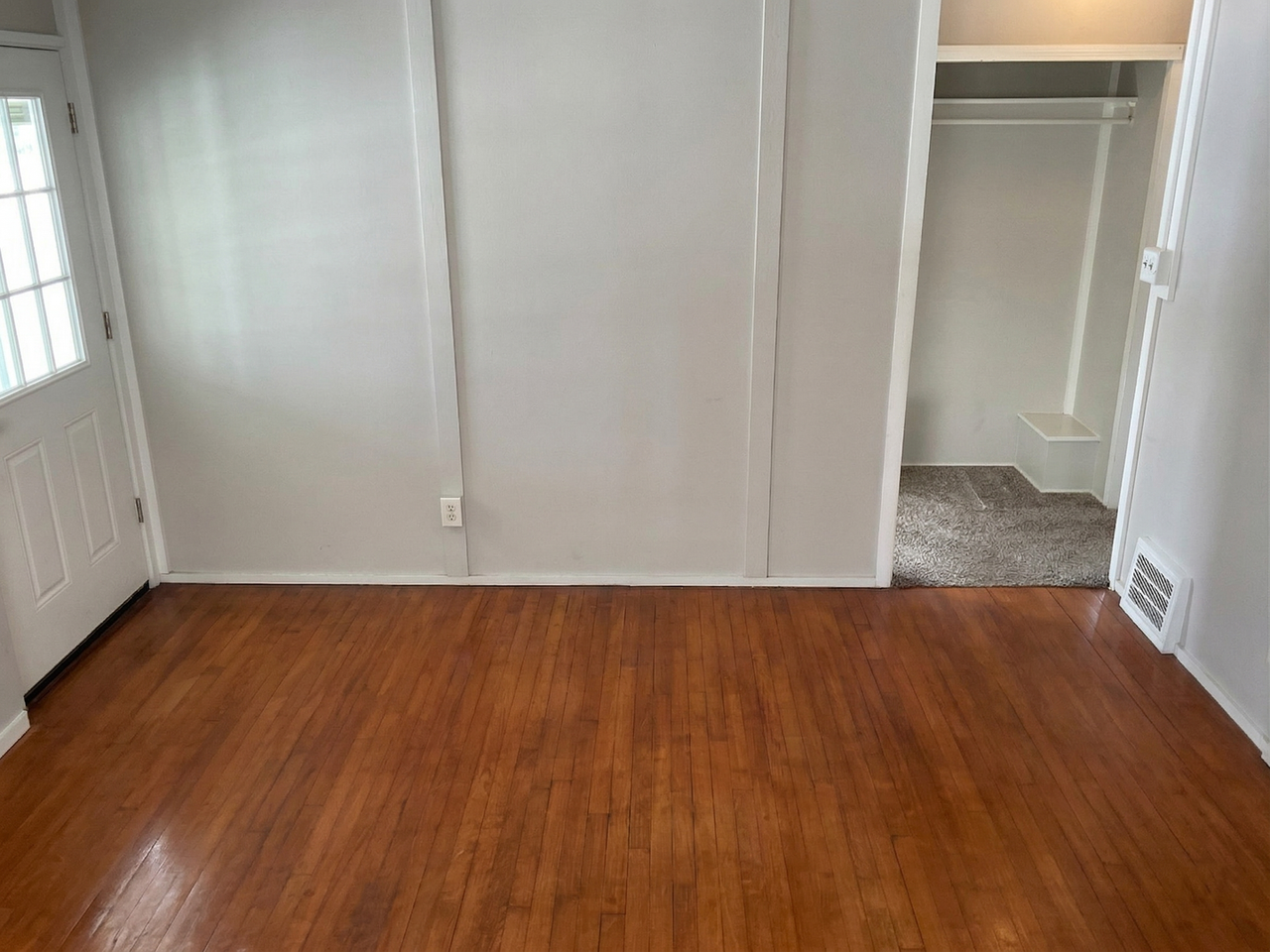 222 Bellfield Ave - Photo 2 of 12