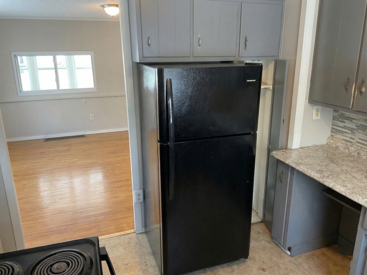 222 Bellfield Ave - Photo 6 of 12