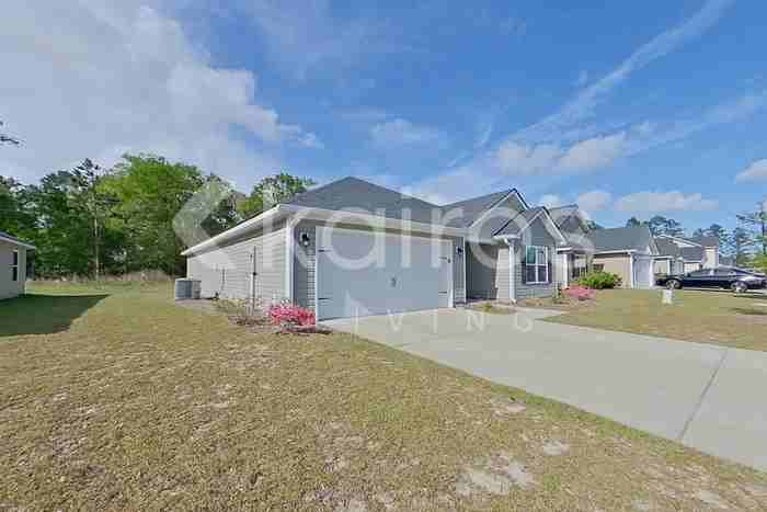 15 Carrollton Dr - Photo 2 of 23