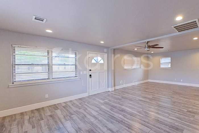 4522 Chisholm Trl - Photo 2 of 24