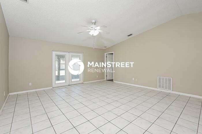 362 Emerson Dr Nw - Photo 2 of 15