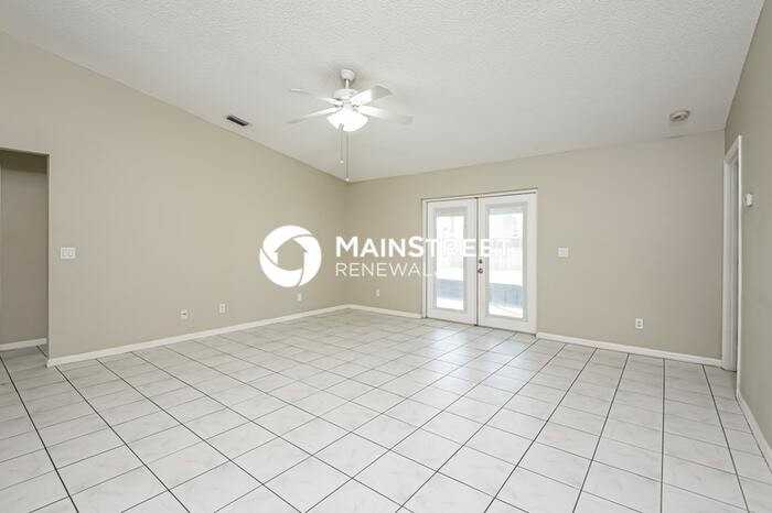 362 Emerson Dr Nw - Photo 3 of 15
