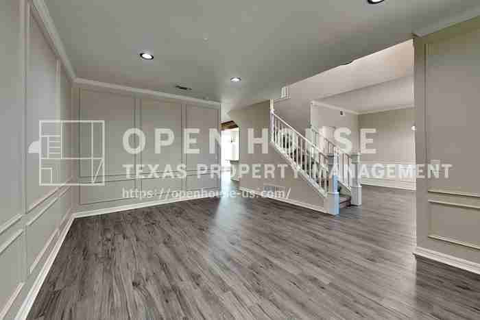 1008 Timberline Ln - Photo 7 of 24